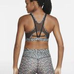 Nike Swoosh Printed Medium-Support Sports Bra Size Small Photo 2