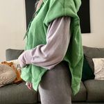 NEW Green Padded Hoodie Vest Size XS Photo 3