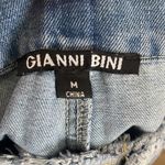 Gianni Bini  Light Wash Denim Buttonfly Front‎ Cropped Jeans Size M Photo 4