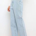 Petal and Pup  - Jilly Mom Style Jeans in Light Wash Denim in Light Blue Photo 8