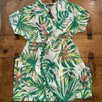 Woman’s Club Z Collection Leaf Print Coverup Size Large Green Photo 0