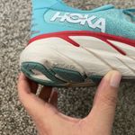 Women’s Hoka One Clifton 8 Running Shoes Size 11 Teal Blue Red Photo 9