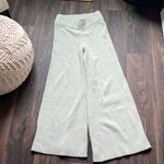 L'Academie L’ACADEMIE Aarya Knit Pant in Moss Gray Photo 1