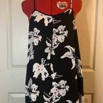 Banana Republic White Lily Print Tank Top size Large Photo 0