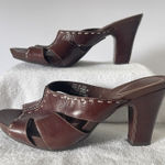 Clarks  Women’s Artisan Collection Leather Sandal Heels Size 8 Brown Excellent Photo 0