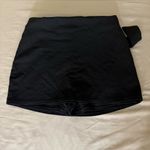 Source Unknown Black Mini Skirt with Gold Buckle Size XS‎ Photo 1