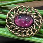 Vintage Unsigned Purple Dome Cabochon Gripoix Brooch Photo 0