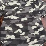 Lululemon green camo athletic shirt Photo 0