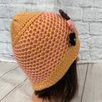 New Gear winter wear w/raised knit flowers women OS brand new Photo 2