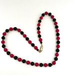 Pink black and gold tone beaded vintage necklace Photo 8