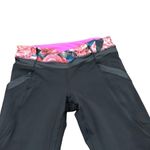 Lululemon Chase Me crop II in Black Secret Garden Photo 8