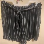 American Eagle Shorts Photo 0