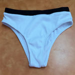 Elegant White and Black Ribbed Bikini Bottoms Photo 0