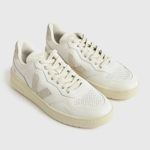 VEJA  Sneakers Photo 0