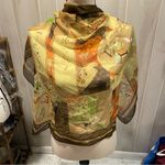 Beautiful vintage sheer silky Asian life theme earth tones scarf 27” x 27” Green Photo 8