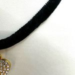 Gold tone rhinestone heart choker necklace Photo 8