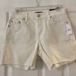 Gap Shorts size 0/25 brand new with tag color white jean’s waist 28” Photo 0