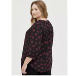 Torrid  Black Lips Georgette Bow Tie Neck Pullover Blouse Size 2X Photo 2