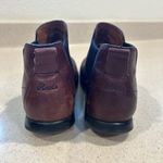 Roots  Women's Brown leather slip on chelsea Ankle Boots size 7M Photo 2