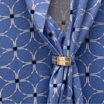 Adrienne Vittadini Blouse XL with Cat Bow Detail Blueand White Sleeveless Top Photo 1