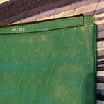 Miche Velocity Demi Shell, green. Deep, emerald green Miche Velocity Demi Photo 1