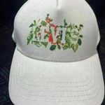 Levi Strauss & Co NWT Seasonal Graphic Women’s Adjustable Baseball Cap White Photo 2