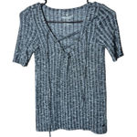 American Eagle  Outfitters AEO Grey Lace Up Short Sleeve Blouse Top Sz XS‎ Photo 0