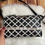 Kenneth Cole Reaction Women Small Faux Leather Purse Crossbody Bag Black & White Photo 5