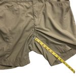 Mountain Hardwear Women's Bermuda Shorts Size 14 Tan Brown Nylon Outdoor Hiking Photo 6