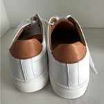 Bruno Magli Magnifico Low Top Sneaker White Size 9.5 Photo 3