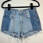 Garage  Womens Two Tone Festival 3" Jean Shorts Medium Blue Denim Cut Off Size 28 Photo 0