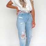 Vestique Straight Leg Jeans Photo 3