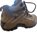 The North Face  Women’s Size 6 Hiking Boots Beige Photo 7