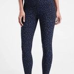 Athleta Salutation Stash Pocket II printed 7/8 tight Photo 0