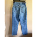 Abercrombie & Fitch Abercrombie &‎ Fitch The 90s Straight Ultra High Rise Curve Love Jeans Photo 2