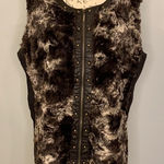 Reba faux fur/faux leather zip front vest XL Photo 0