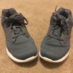 Fila Memory Foam Frame V6 Women's Gray White Athletic Sneakers Shoes Size 9 Photo 0