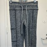 Celestial Bodiez Legging in Marled Gray with Side Pocket Photo 1