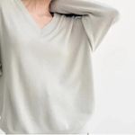 Jenni Kayne XS Charlie cashmere V-neck sweater Quiet Luxury Designer Old Money Photo 7