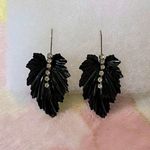 vintage Black elegant dangling leaf earrings w/ diamond strip Photo 2