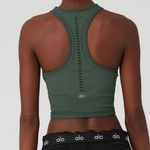 Alo Yoga ALO Seamless Open Air Racerback sports bra Tank top olive green cropped Photo 3