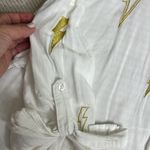 Torrid  Button Up Shirt Size 3x White Gold Lightning Bolt Embroidered tab sleeves Photo 8