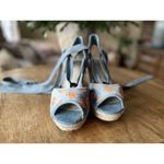 Guess Women's Halona Pumps Denim Blue/Pink Sandals Size 8.5 Photo 1