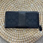 Coach Women’s Signature Canvas Leather Black Accordion Zip Around Long Wallet Photo 1