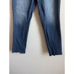 Torrid Vintage Stretch Crop Boyfriend Raw Hem Jeans Medium Wash Women's Size 12 Photo 4