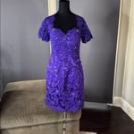 Women’s Purple Short Sleeve Formal Dress Lace Appliqué Zip Up Back Size 8 NWT Photo 6