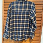 American Eagle Women’s Blue and White Plaid Autumn Flannel Sz M Photo 5
