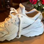 Nike Air Huarache White Sneakers Photo 5