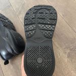 Gdefy Emma Gravity Defyer Clogs Women's Shoes Size 11 Black Leather TB7213FL Photo 4