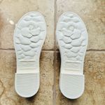 Valentino Garavani NWT  White Atelier Rubber Petal Slides Sandals Size 37 6-7 Photo 5